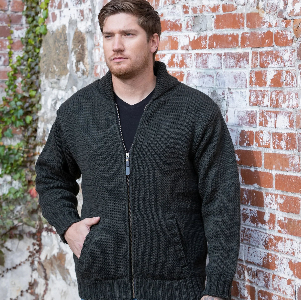 Lost Horizons Lodge Sweater Onyx