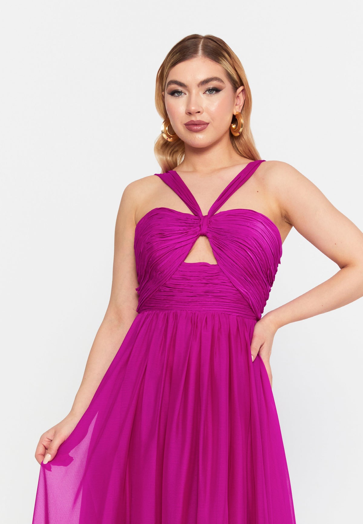 Robe longue en mousseline fuchsia grande taille croisée avec découpe devant
