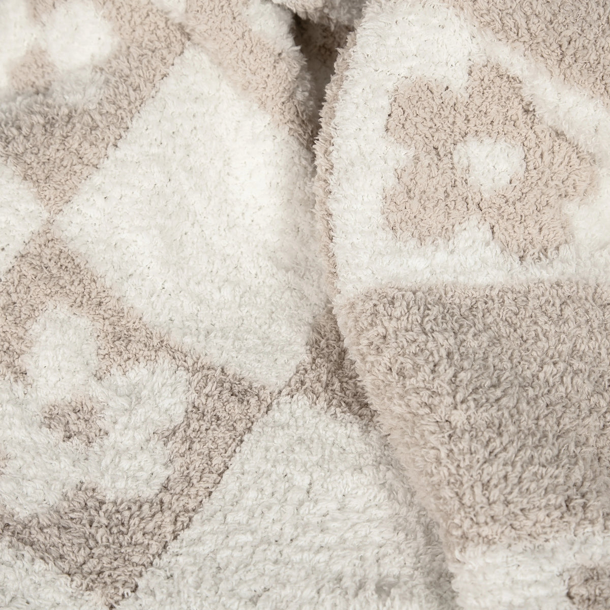 Couverture pour tout-petits imprimée Blushing Beige & White Flower Power