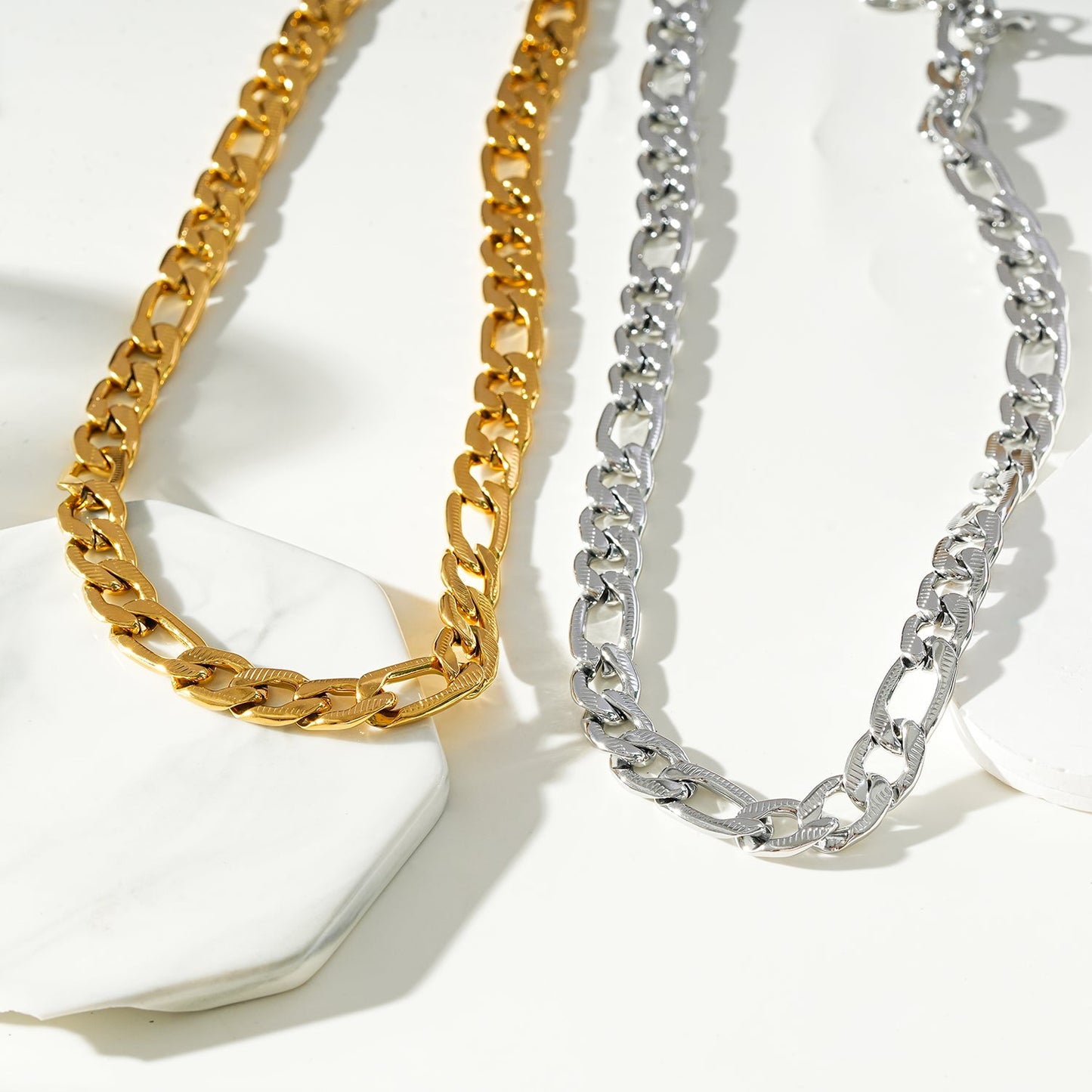 CHAPORA Argent (Or Blanc) : Collier à Grosse Chaîne Cubaine Texturée pour Hommes & Femmes