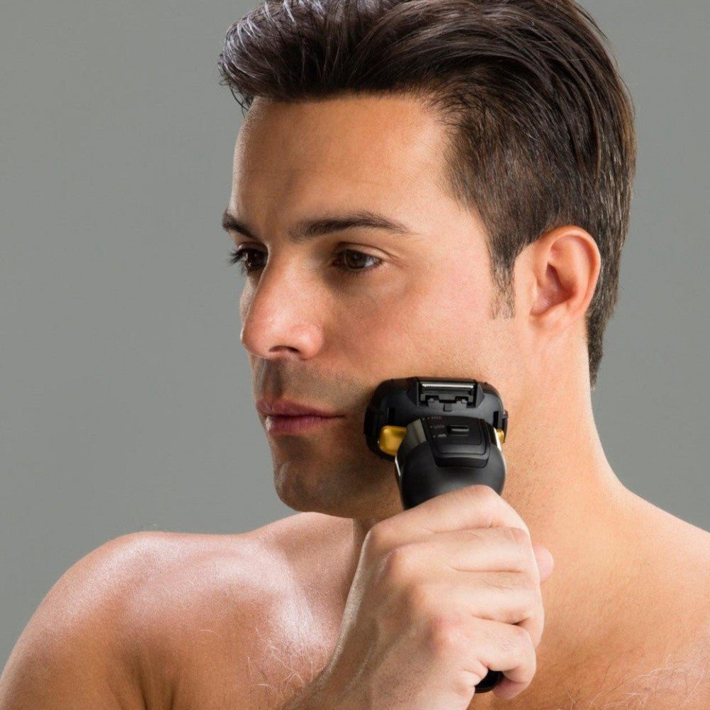 PANASONIC Wet-Dry Shaver With Smart Lock - Refurbished with Home Essentials warranty - ESLV6Q