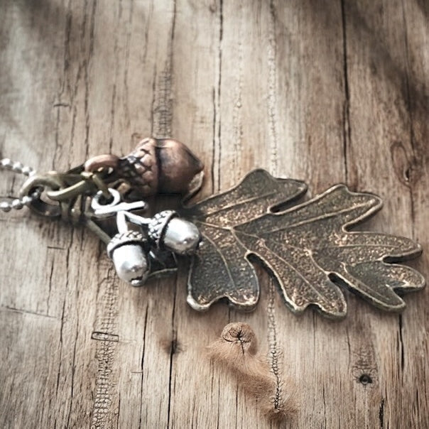 Collier Feuille de Chêne & Gland – Pendentif Forêt Ton Argent ou Bronze