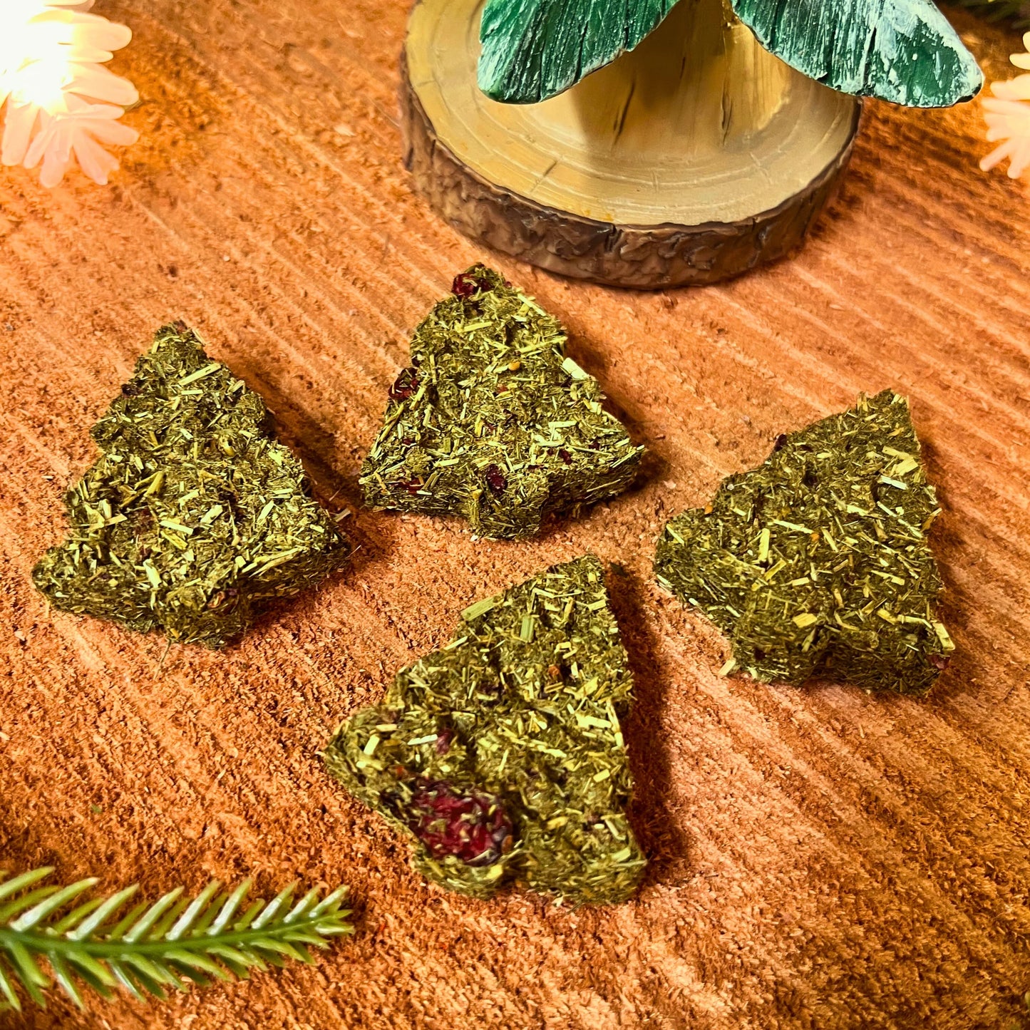 Ô sapin de Noël, friandises de foin