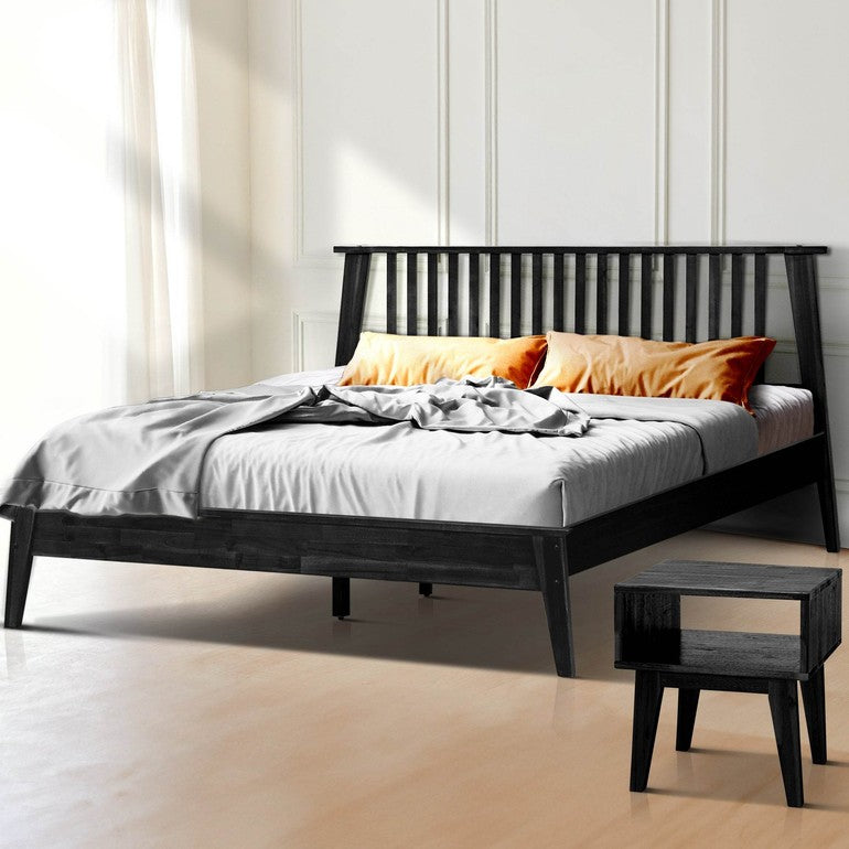 Ensemble de chambre à coucher Kaylin : lit en bois massif et table de chevet