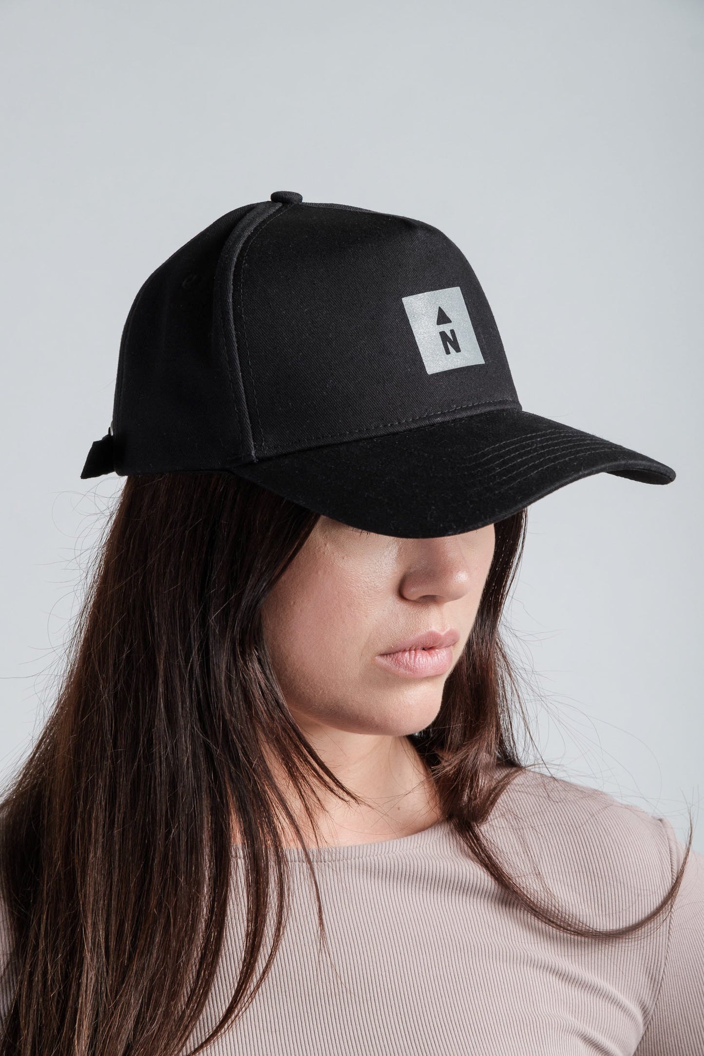Casquette résistante à l'eau avec « N » réfléchissant