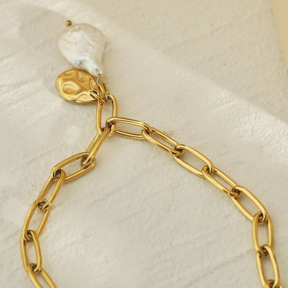 Collier chaîne RYANN avec duo de mini pendentifs.