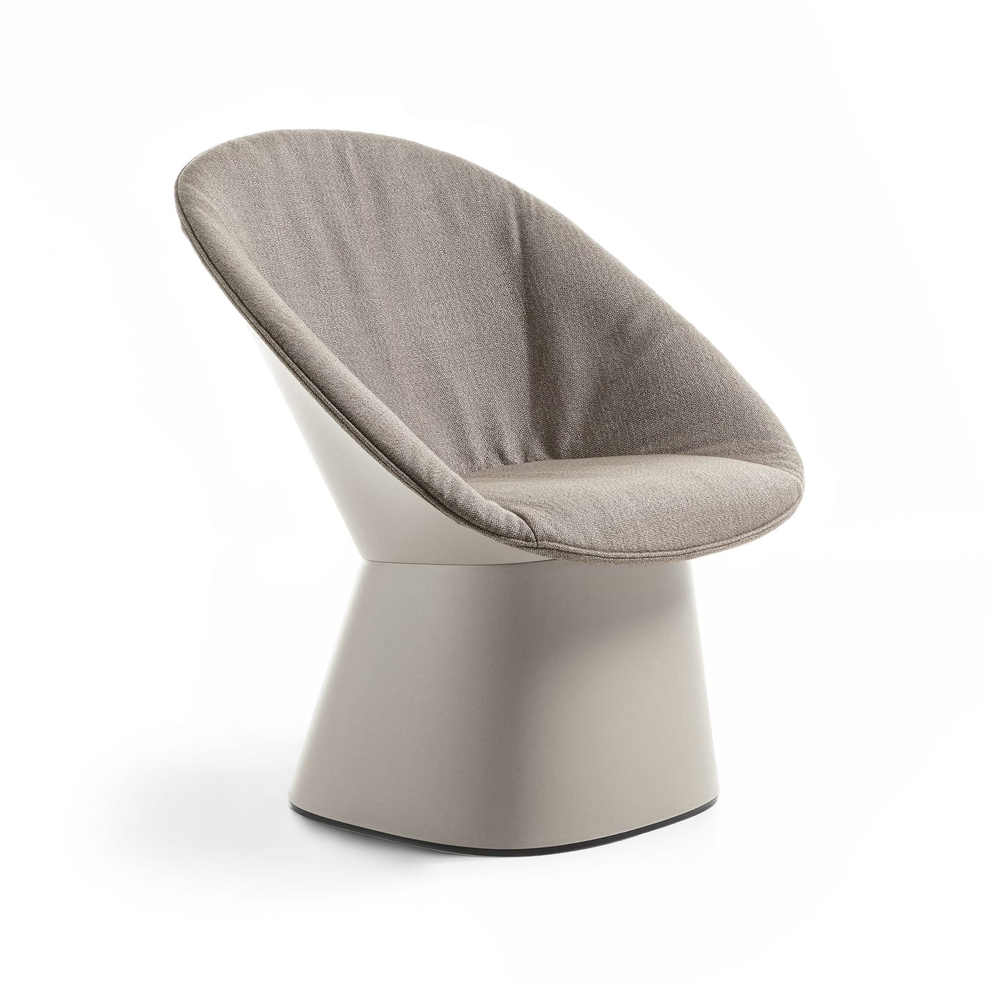 Sensu Lounge Chair<br> Usage intérieur et extérieur