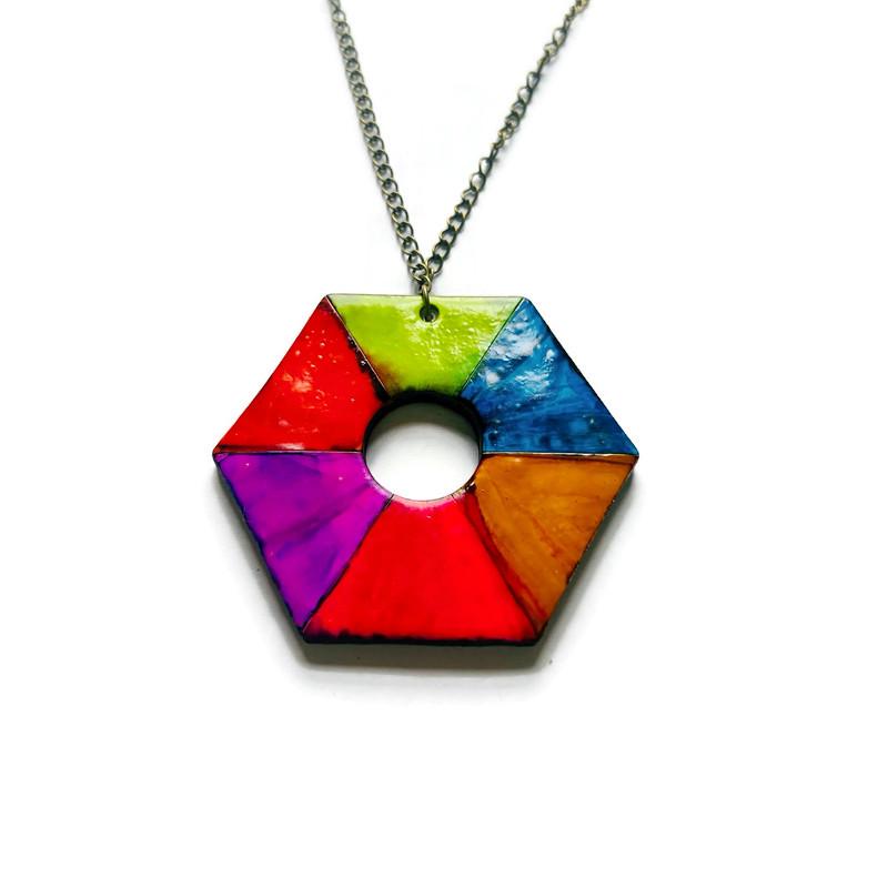 Collier pendentif grand hexagone fait main
