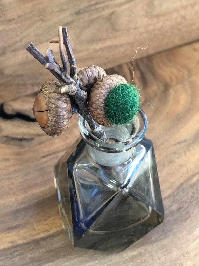 Acorn Stem | Felted | Dark Green