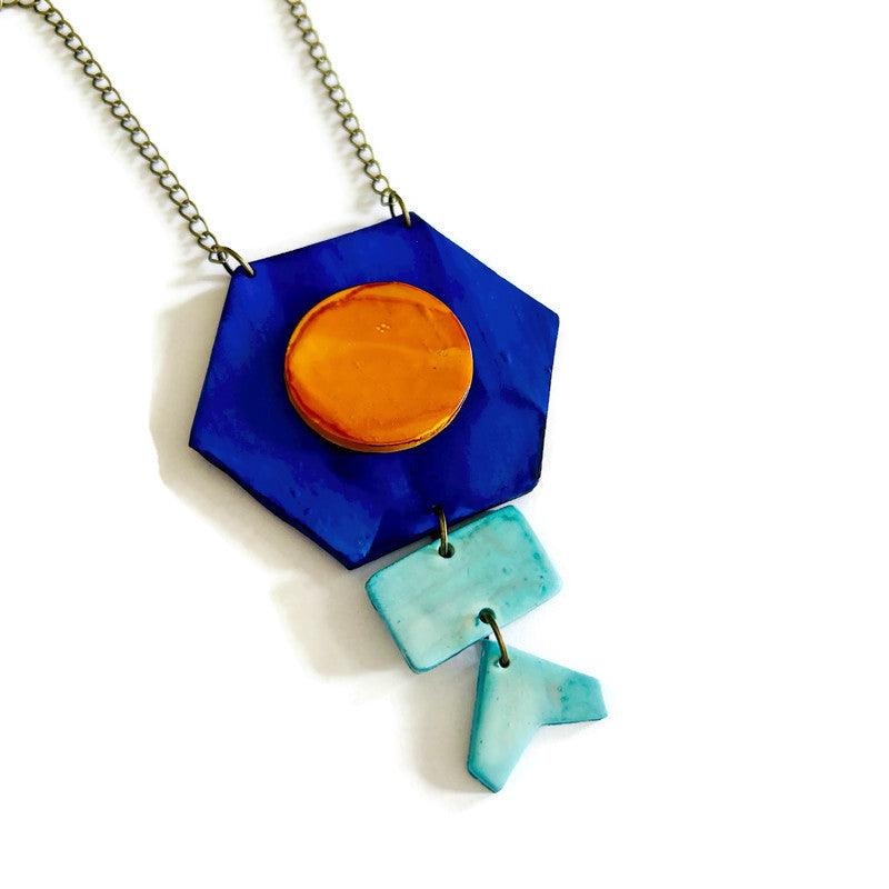 Collier pendentif géométrique unique en bleu et jaune