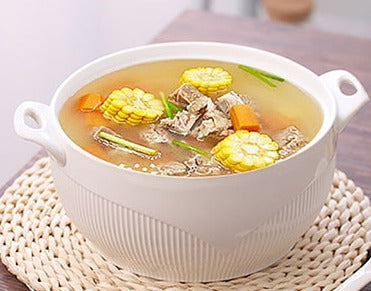 Marmite à soupe en céramique blanche