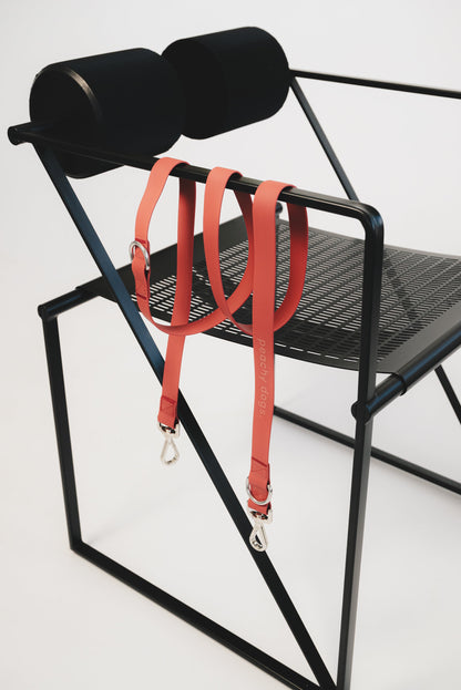 On-the-go Leash in Chestnut