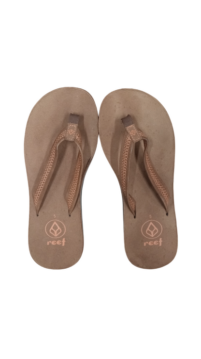 Reef Women's Cushioned Flip Flops Size 5