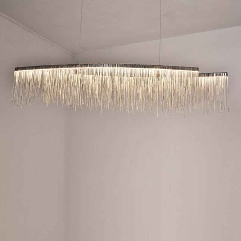 Lustre minimaliste personnalisé – Suspension moderne en aluminium argenté avec design à pampilles pour salle à manger et salon
