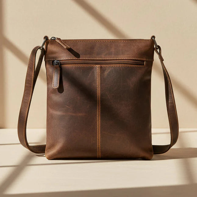 Sac bandoulière en cuir Greenwood. Sac à main en cuir pleine fleur de qualité supérieure avec plusieurs poches.