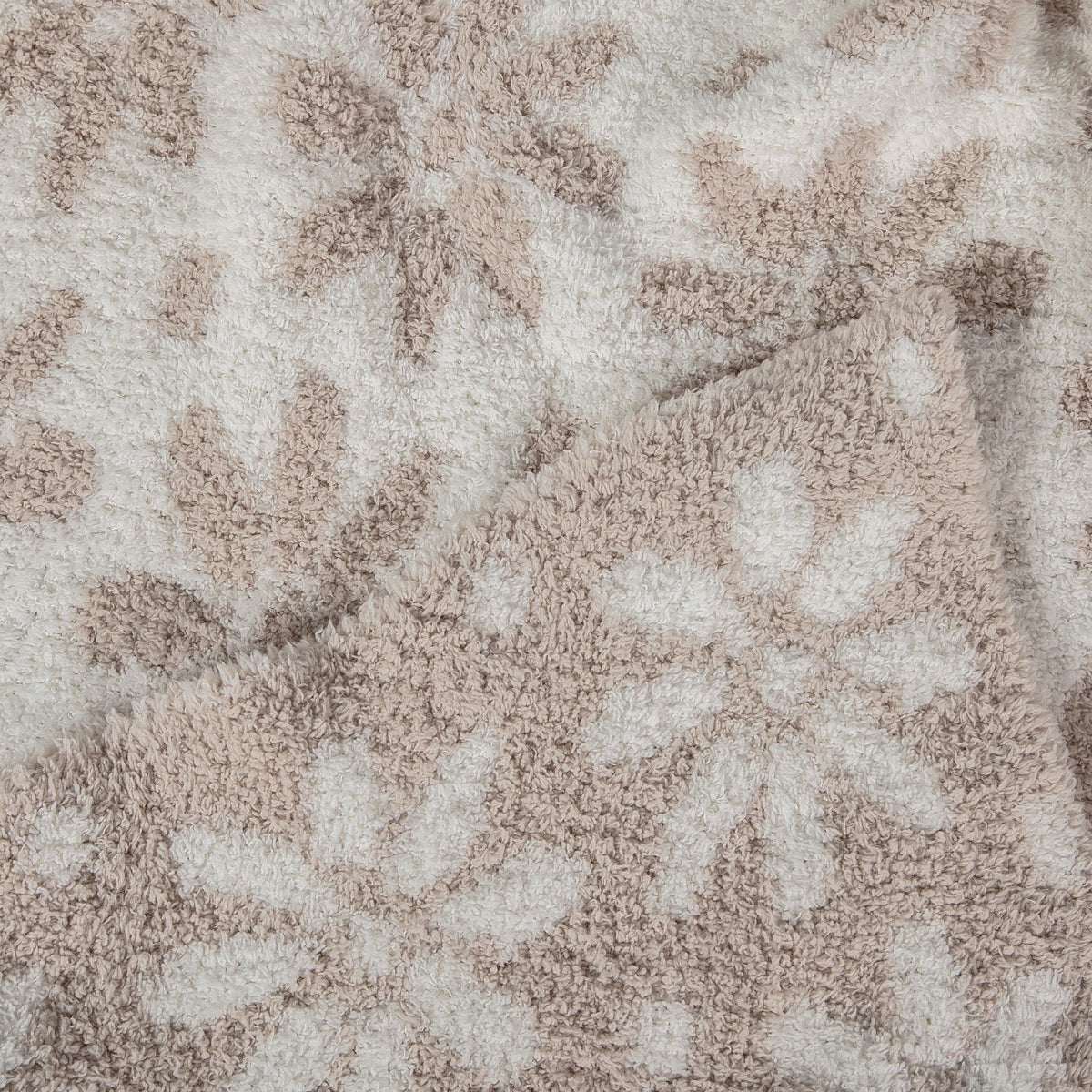 Couverture pour tout-petit imprimée marguerites beiges et blanches