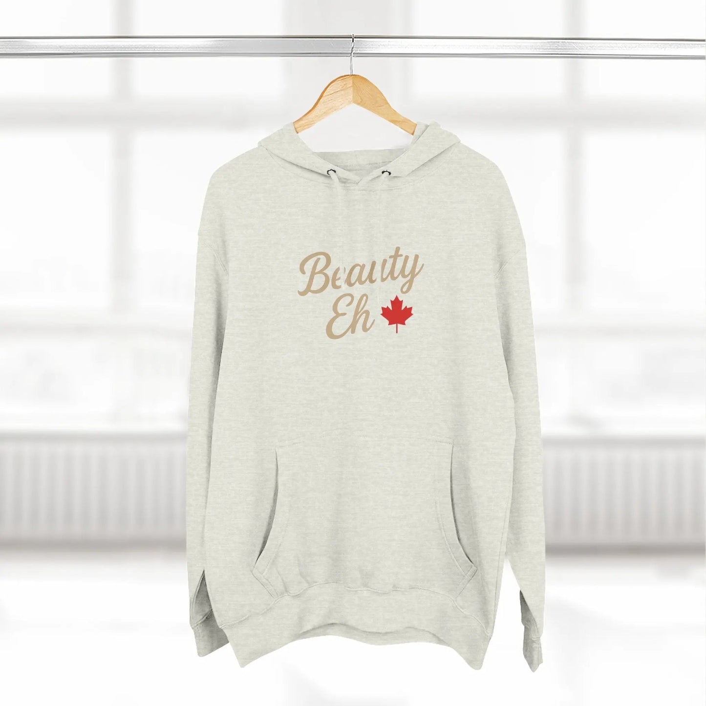 Chandail à capuchon Beauty Eh Canadian - Molleton à capuche Pride à la feuille d'érable - Vêtements de fête du Canada pour femmes - Molleton à capuchon doublé en polaire confortable