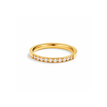 Lily Band Ring