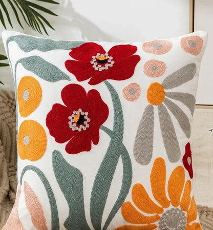 Housse de coussin décorative à broderies florales