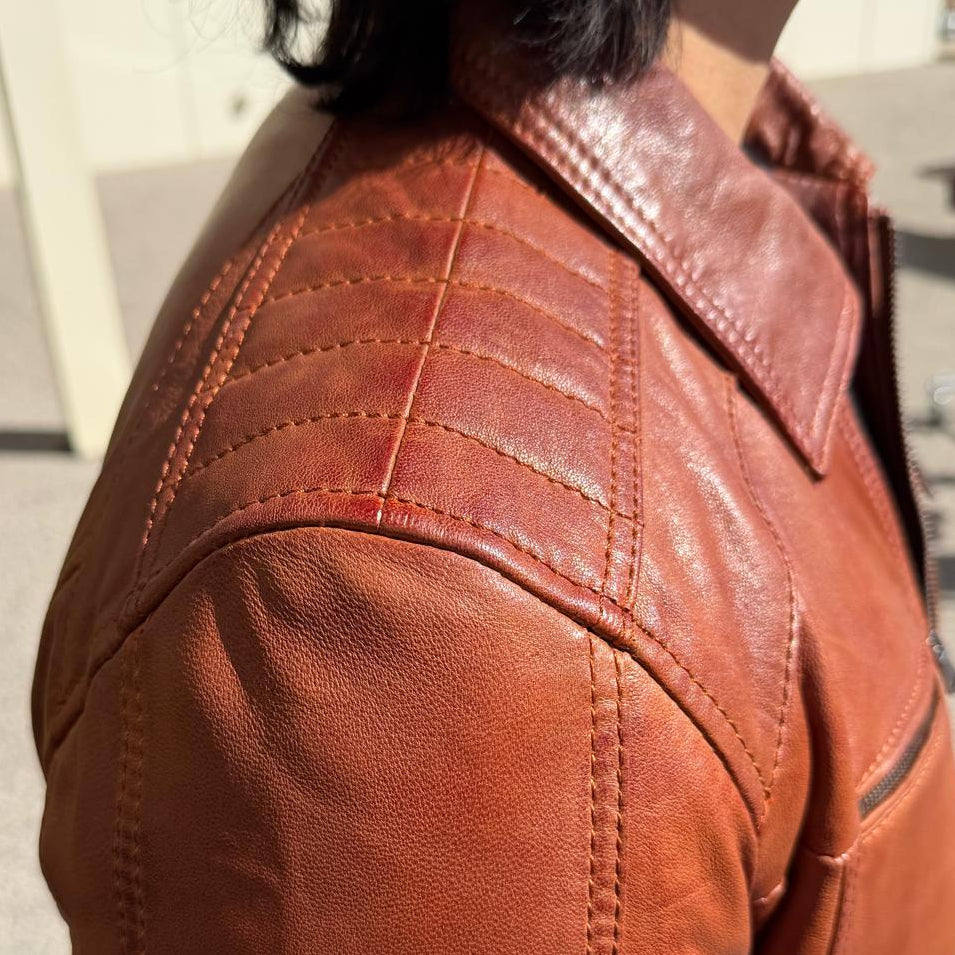 Blouson en cuir pour homme BOL avec poches zippées. Blouson en cuir de mouton avec col rabattable