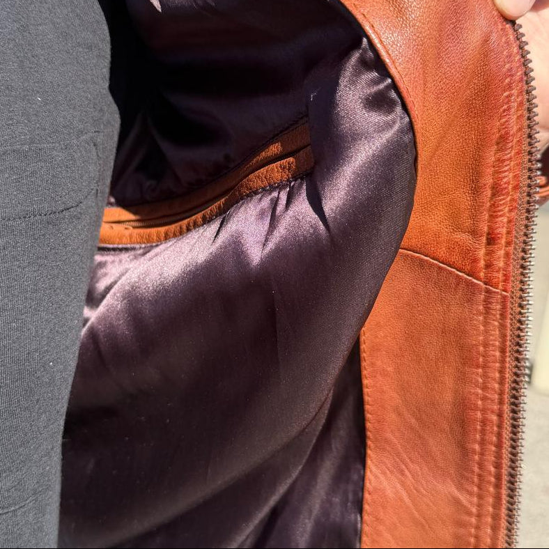 Blouson en cuir pour homme BOL avec poches zippées. Blouson en cuir de mouton avec col rabattable