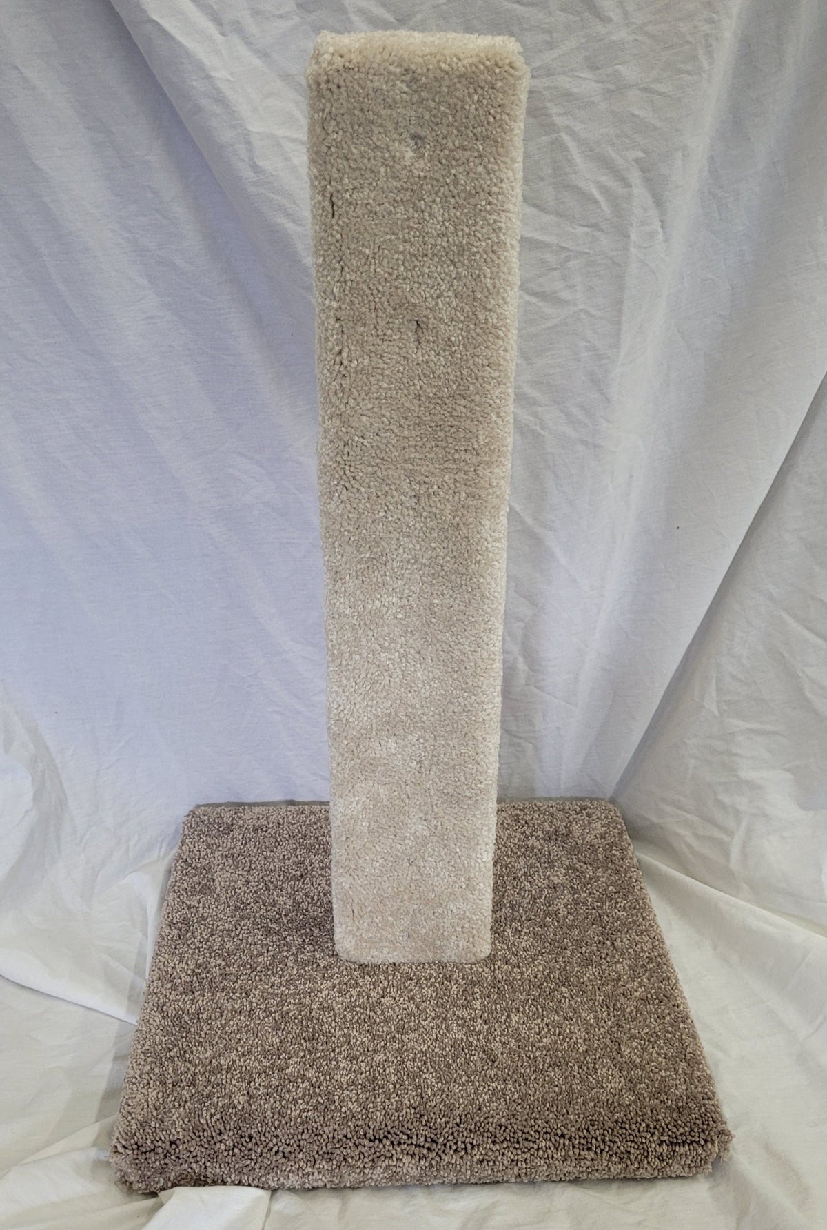 Model 27 - 24" Two-Toned Carpeted Cat Scratch Post