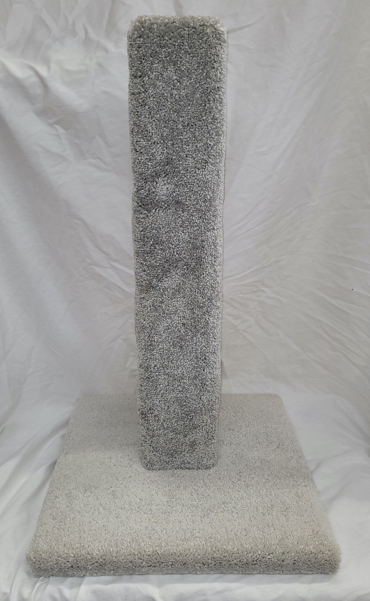 Model 27 - 24" Two-Toned Carpeted Cat Scratch Post