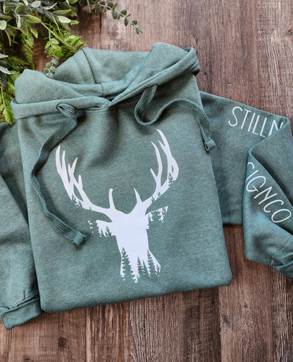 SWEAT À CAPUCHE TÊTE DE CERF 2025