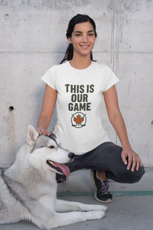 T-shirt jeune « C'est notre jeu » – Motif feuille d'érable canadienne