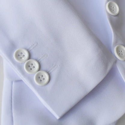 Le costume de base pour garçons