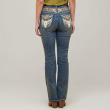 Jean bootcut brodé pour femme Westfield Eagle. Denim stretch avec motif de tête de bœuf orné de strass