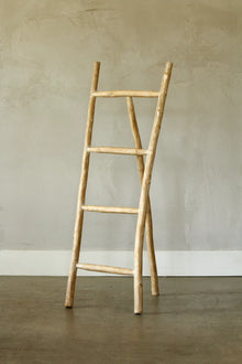 Échelle avec 3 pieds en branches de teak