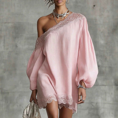 Robe courte à épaules dénudées et manches longues pour femme | Robe à garniture en dentelle