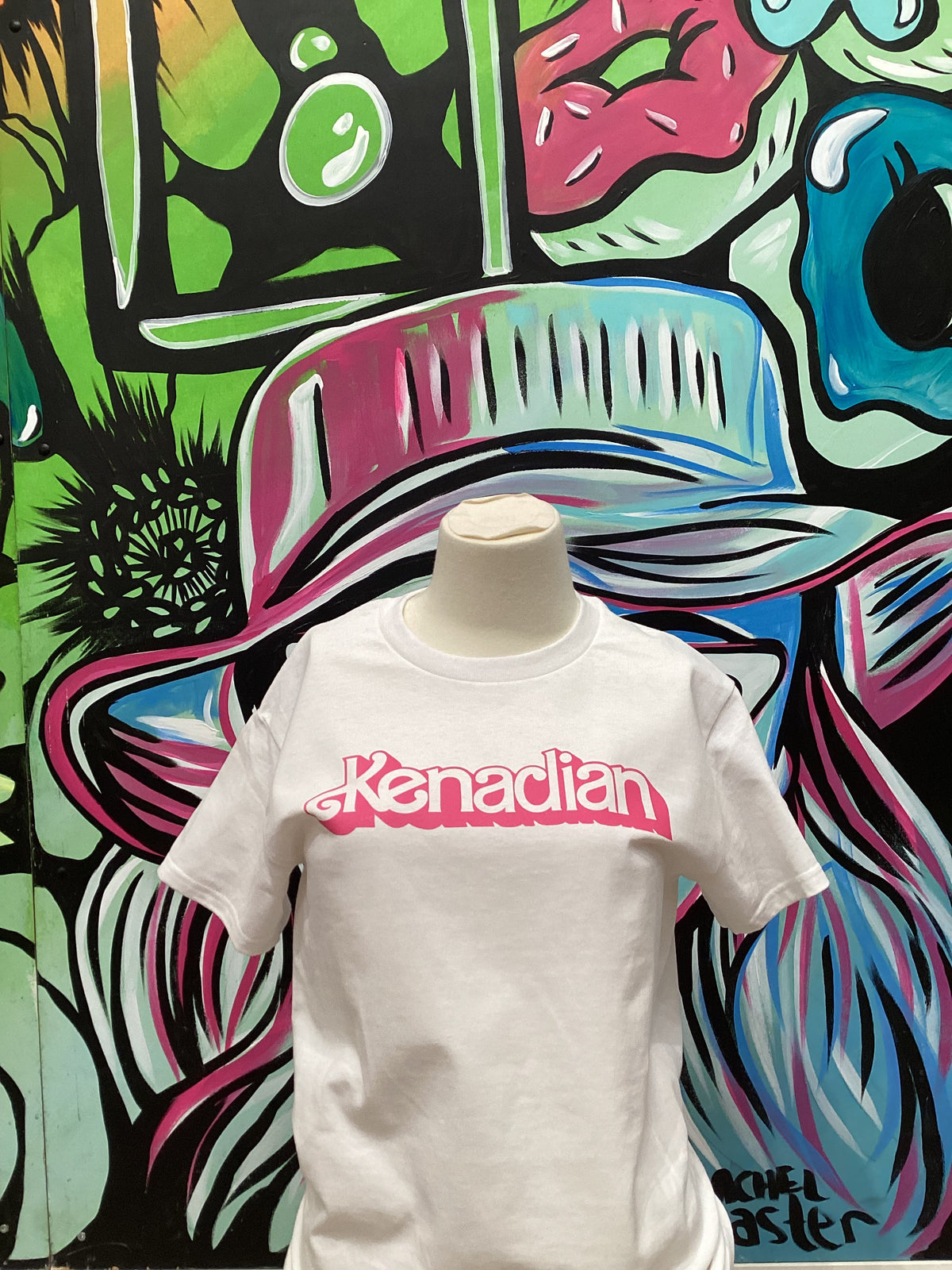 Kenadian T-shirt
