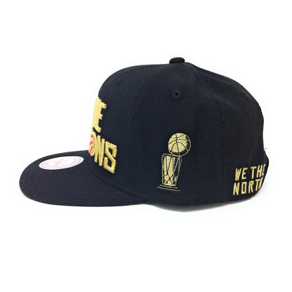 Casquette snapback noire et or Mitchell and Ness Toronto Raptors We The Champions - Champions 2019
