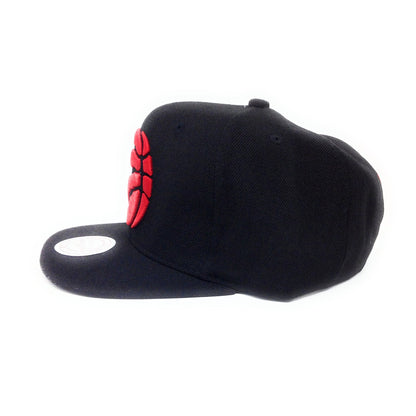 Casquette snapback Mitchell and Ness Toronto Raptors Logo griffe partielle rouge/noir