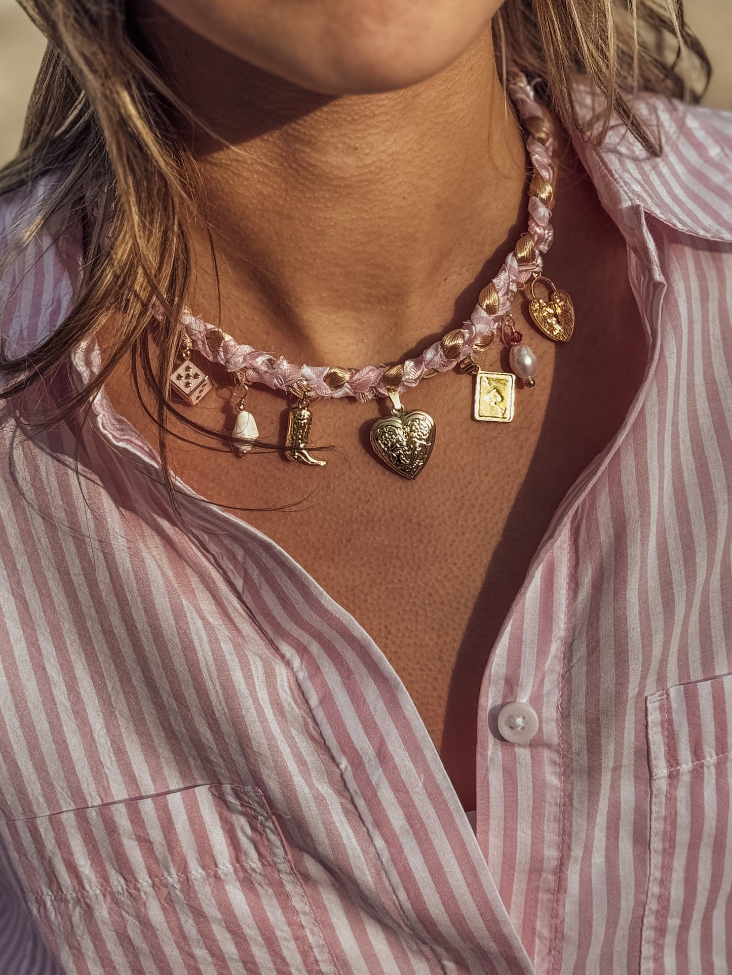 Le collier charme de la cow-girl côtière