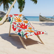 Serviette de plage — Serviette de plage estivale avec motif d'empreintes de mains colorées