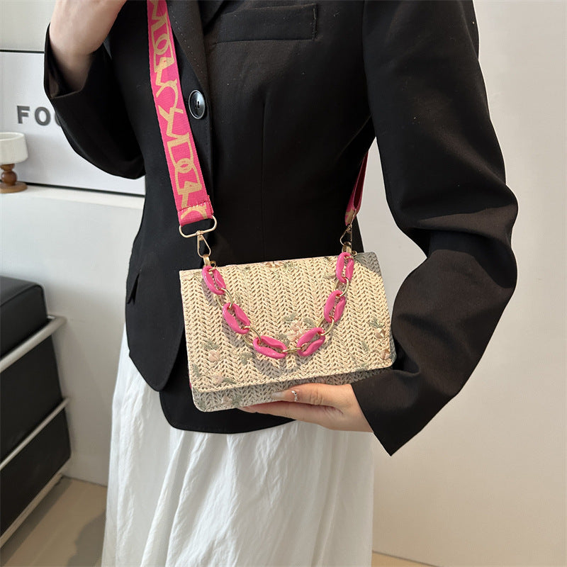 Petit sac bandoulière carré en paille pour femme avec chaîne en acrylique