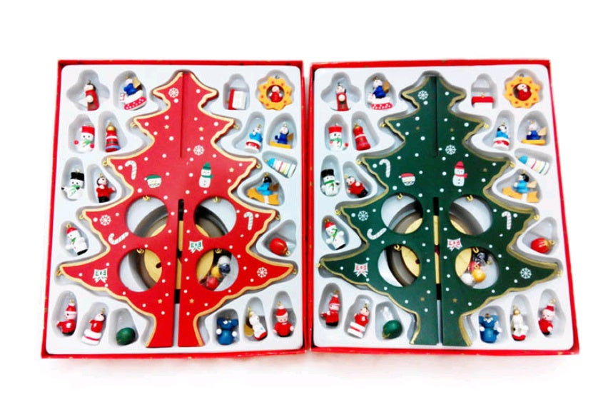 Creative Wooden Christmas Tree Desktop Decoration – 3D Tabletop Holiday Decor, Red & Green