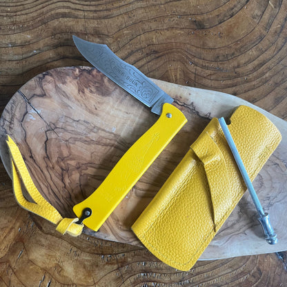 Douk-Douk Pocket Knife Set with sharpening steel and leather sleeve