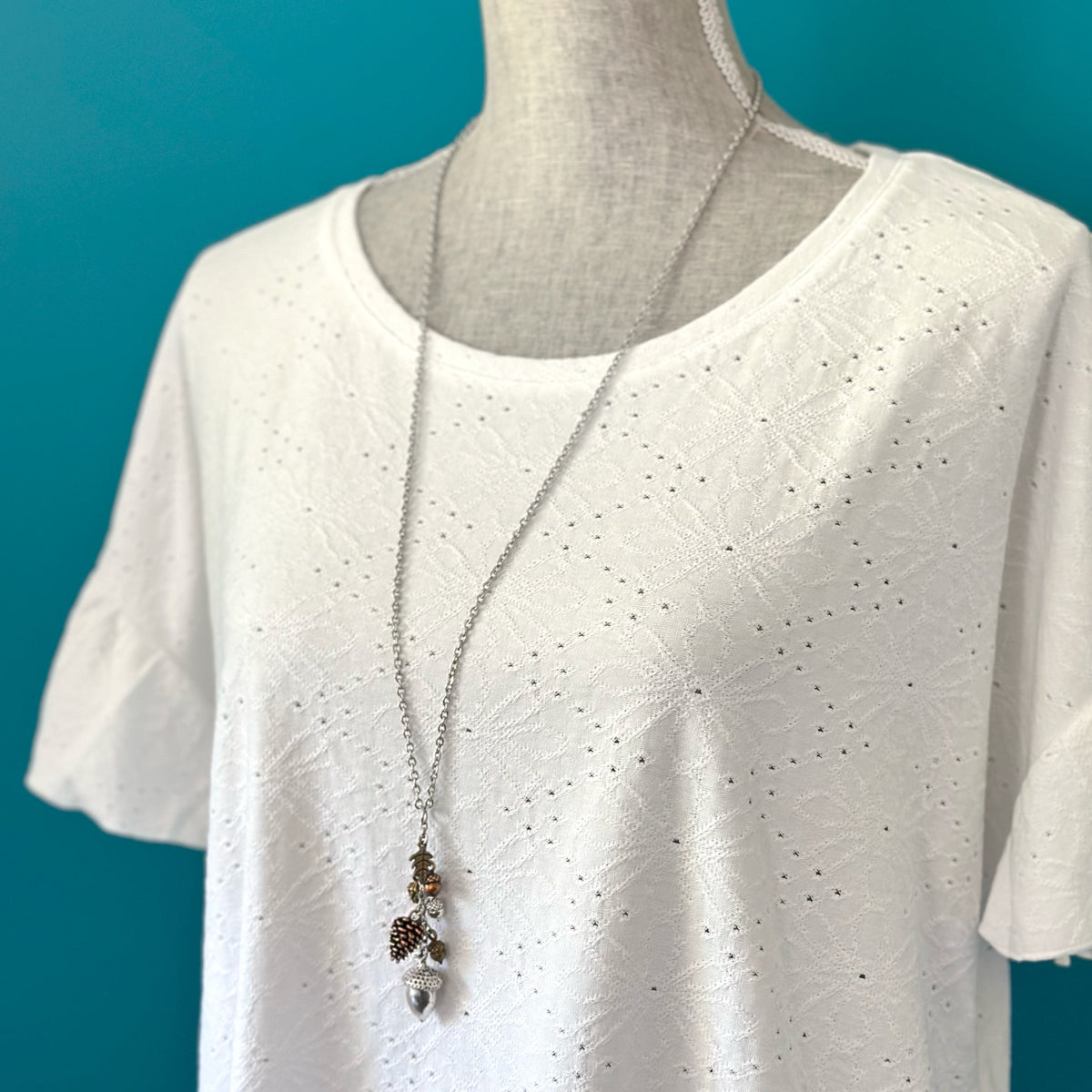 Collier Gland et Pomme de Pin – Cadeau Pendentif Forêt d'Automne