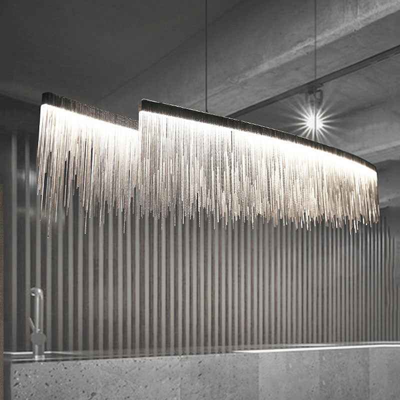 Lustre minimaliste personnalisé – Suspension moderne en aluminium argenté avec design à pampilles pour salle à manger et salon