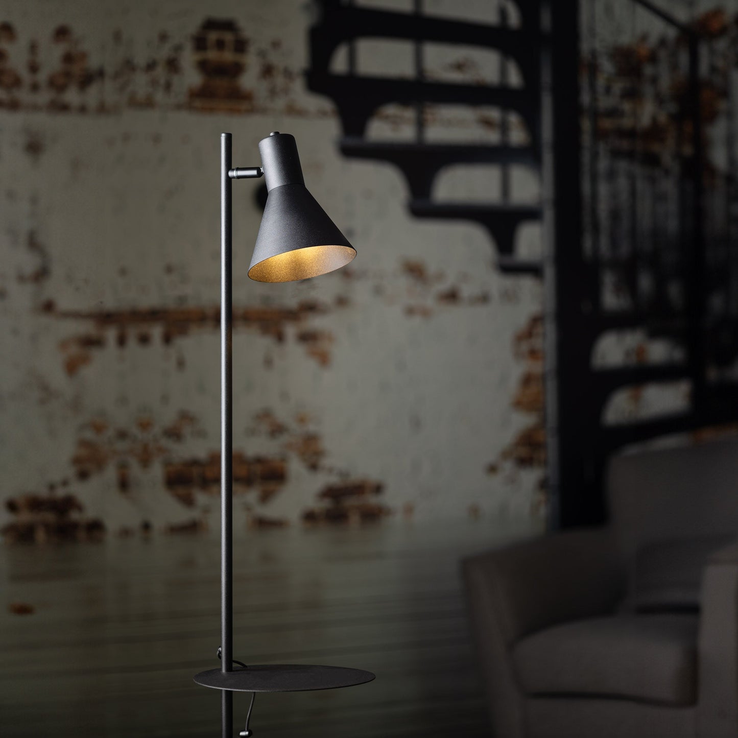 JUMP Black Industrial Tray Floor Lamp for Living Room & Reading Nook