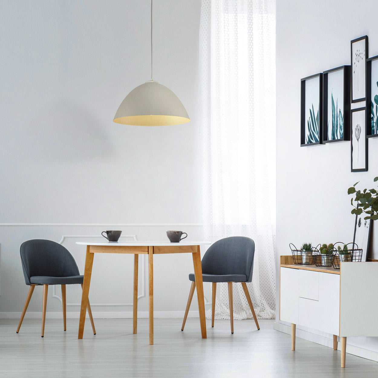 Suspension dôme FARO pour îlot de cuisine, table de salle à manger et intérieurs modernes