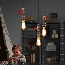 Lampe rétro en tuyaux industriels pour restaurant