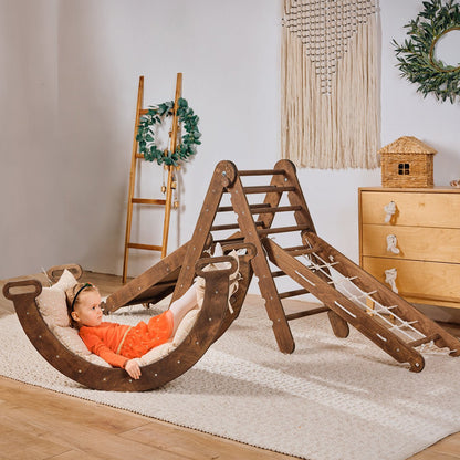 Ensemble d'escalade Montessori 5-en-1 : Échelle triangulaire + Arche/Balançoire + Planche à glisser/Rampe + Filet + Coussin – Chocolat