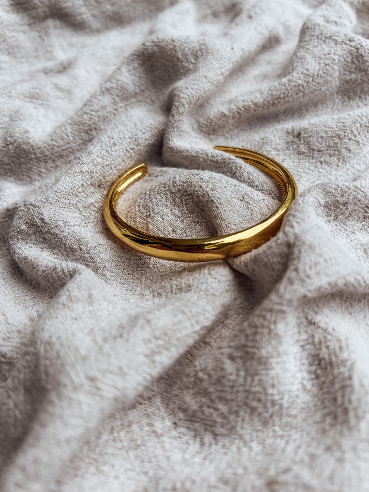 Bracelet rigide Saint Laurent