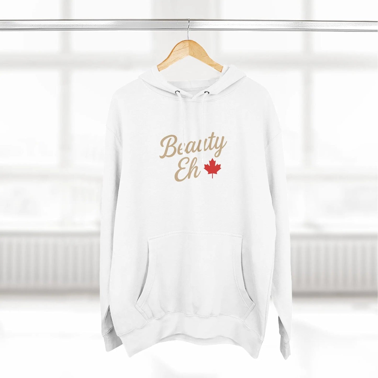 Chandail à capuchon Beauty Eh Canadian - Molleton à capuche Pride à la feuille d'érable - Vêtements de fête du Canada pour femmes - Molleton à capuchon doublé en polaire confortable