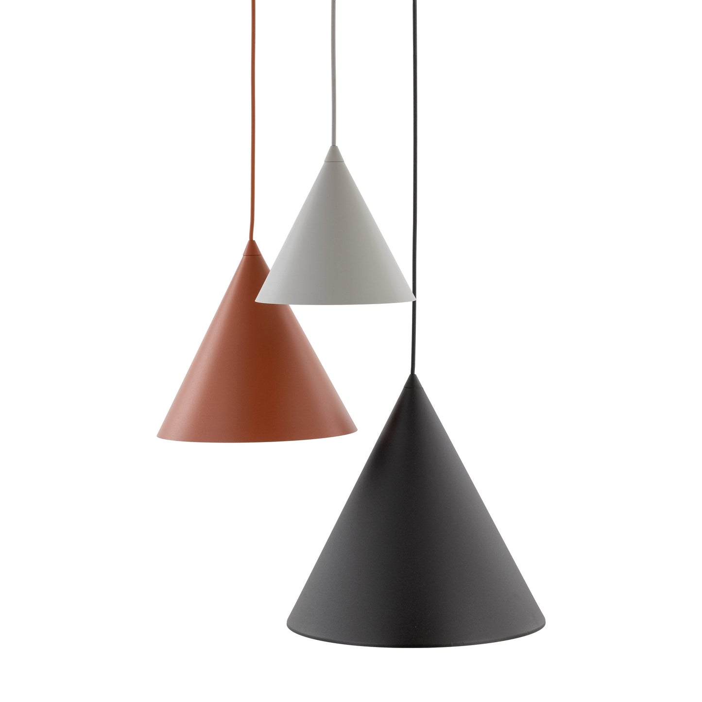 Suspension conique 3 lumières en acier CONO Mix pour îlot de cuisine et table à manger